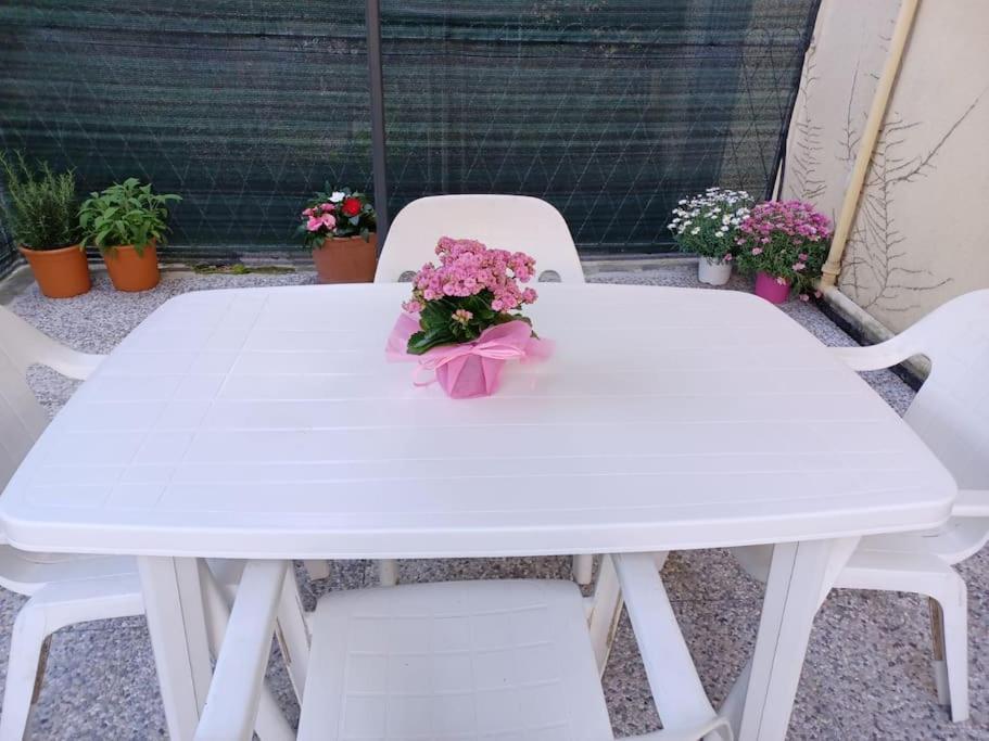 La Casa Di Lila - Appartamento Con Ingresso Indipendente E Spazio Esterno Rapallo Exteriör bild